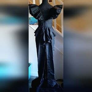 Chic Black Ruffled Evening Gown